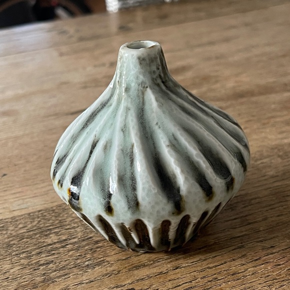 Small Ceramic. - Picture 4 of 4